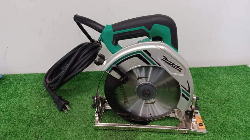 【中古品】makita(マキタ) 165㎜電気マルノコ M565 電動工具/ITOFFIPXSUK8