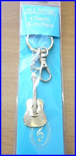 キーホルダーアコギタイプ　Brass製MM120KHFGG ピックボーイ新品！