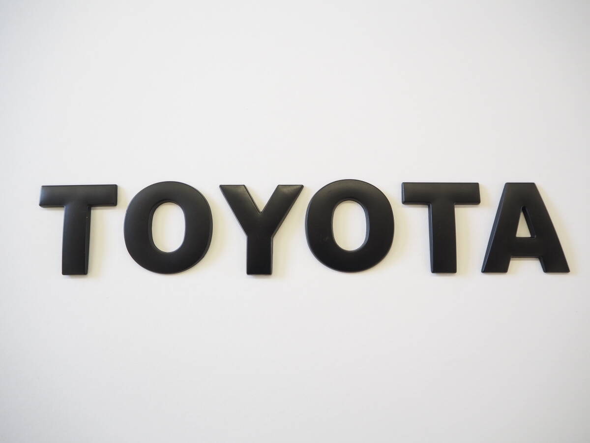 ☆新品★送料無料☆3D エンブレム カスタム ロゴ ハイエース FJ クルーザー RAV4 ライズ ハイラックス 文字形状カット済み両面テープ付属！