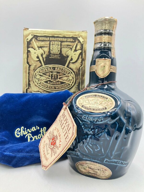 【同梱不可】ROYAL SALUTE ロイヤルサルート 青陶器 21年 箱,巾着付き 700ml 40％ 1400g 未開栓 古酒 Z064255