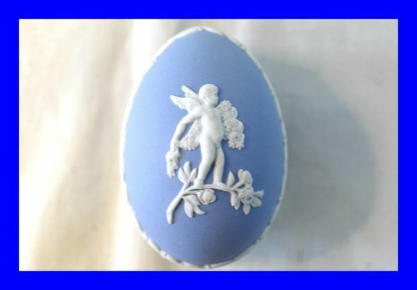 ○新品同様 ウエッジウッド WEDGWOOD ジャスパー 小型卵形蓋物 天使 小物入れ D1506