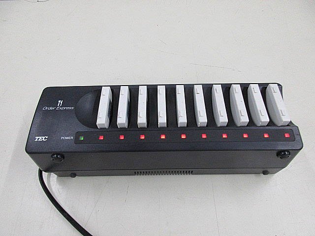 美品！動作確認　クリーニング済　TEC　東芝テック POSシステム HTL-100用充電器 JDK-100