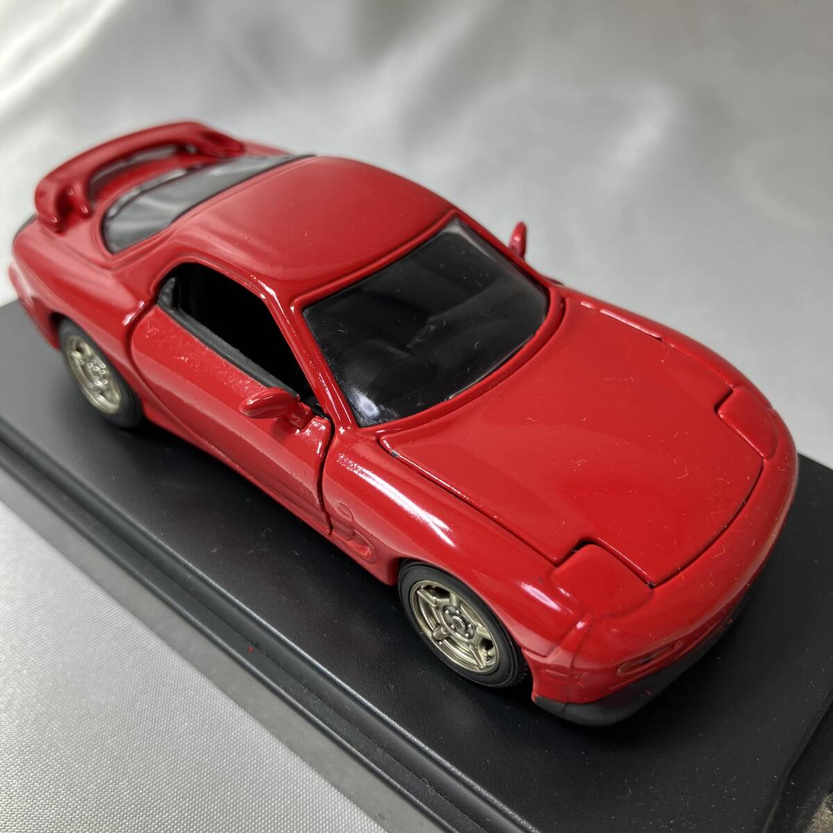 マツダRX-7★ミニカー★ケースの長さ13.4cm×幅6.7cm×高さ7.5cm★MTECH★EPOCH★mg01