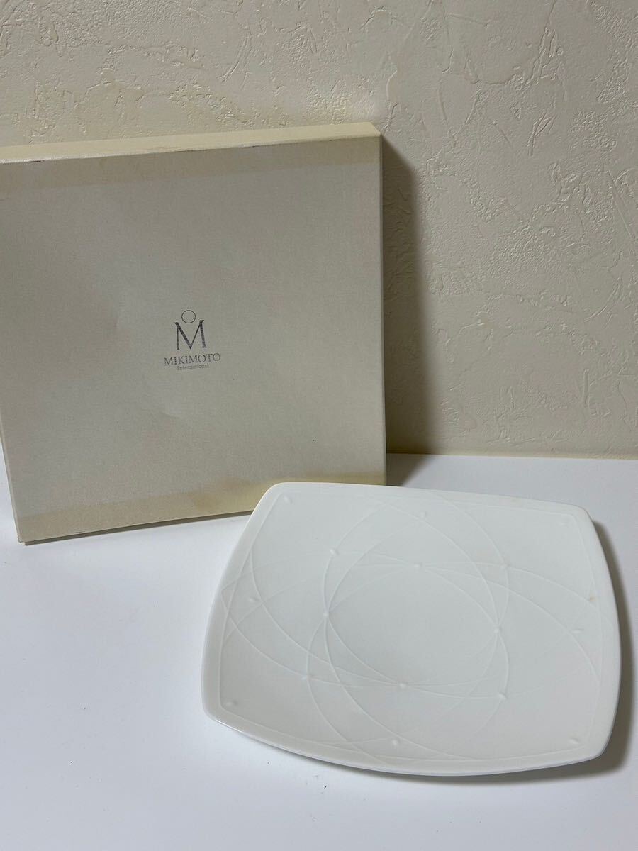 未使用・保管品MIKIMOTO ミキモト 中プレート ミキモト真珠 スクエア型 中皿 ミキモトパール 箱付き