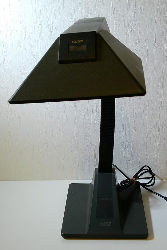 1円から売り切りスタート・・ヒカリ照明器具 蛍光灯卓上スタンド ナイトスタンド インテリア オブジェ 20240809 szkmryk 201 0803