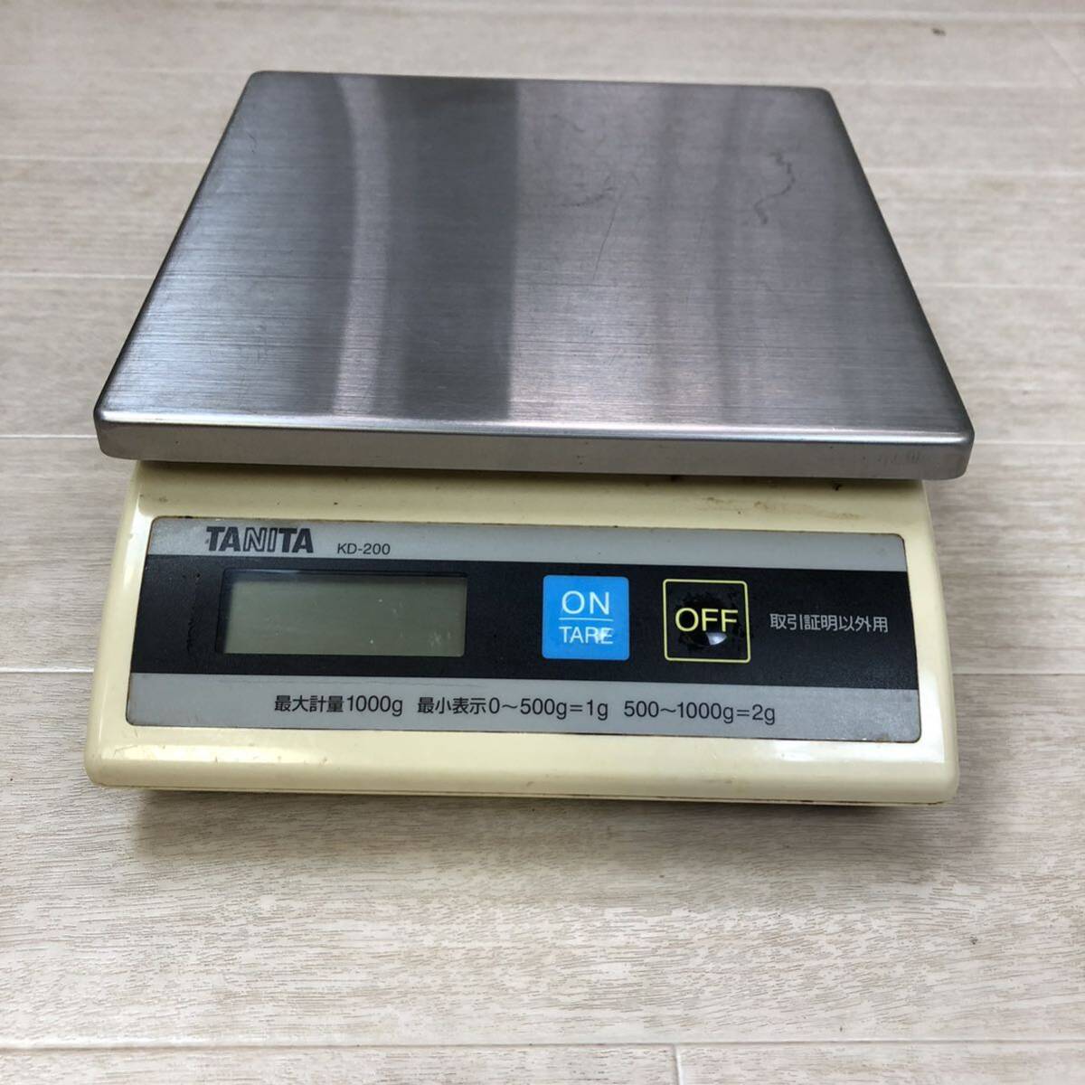 O782】TANITA タニタ はかり 計量器 卓上スケール クッキングスケール デジタル KD200