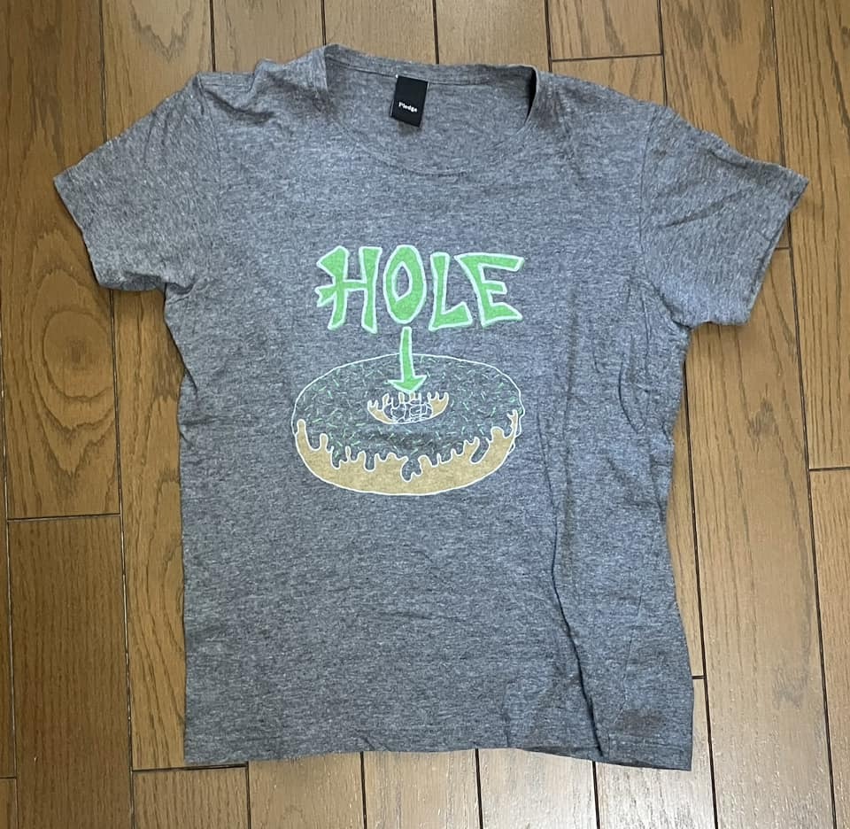 Pledge　/　HOLE　Tシャツ（レディースSサイズ）