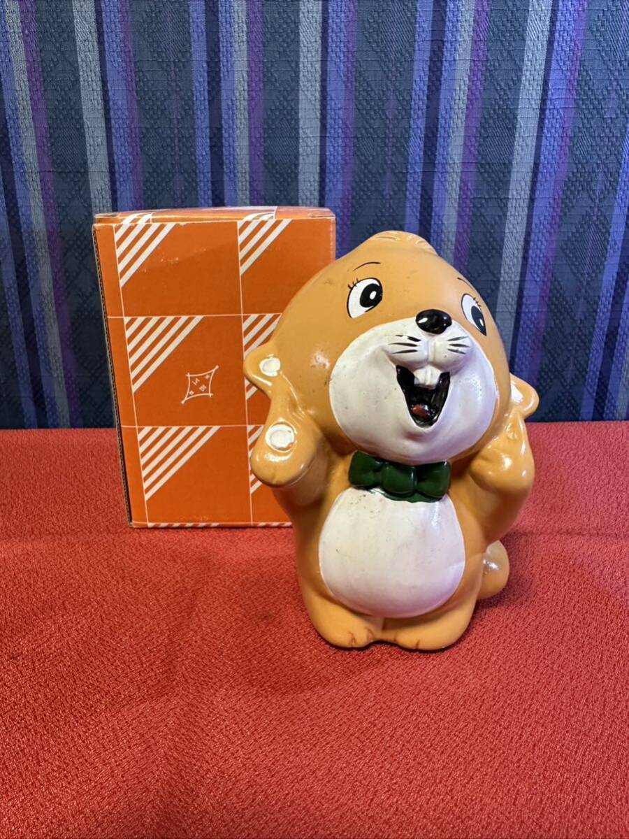 日立　ビーバーエアコン　景品　当時物 陶器 貯金箱 ビーバー君　キャラクター 人形 ビーバー　フィギュア ノベルティ　未使用　販促品