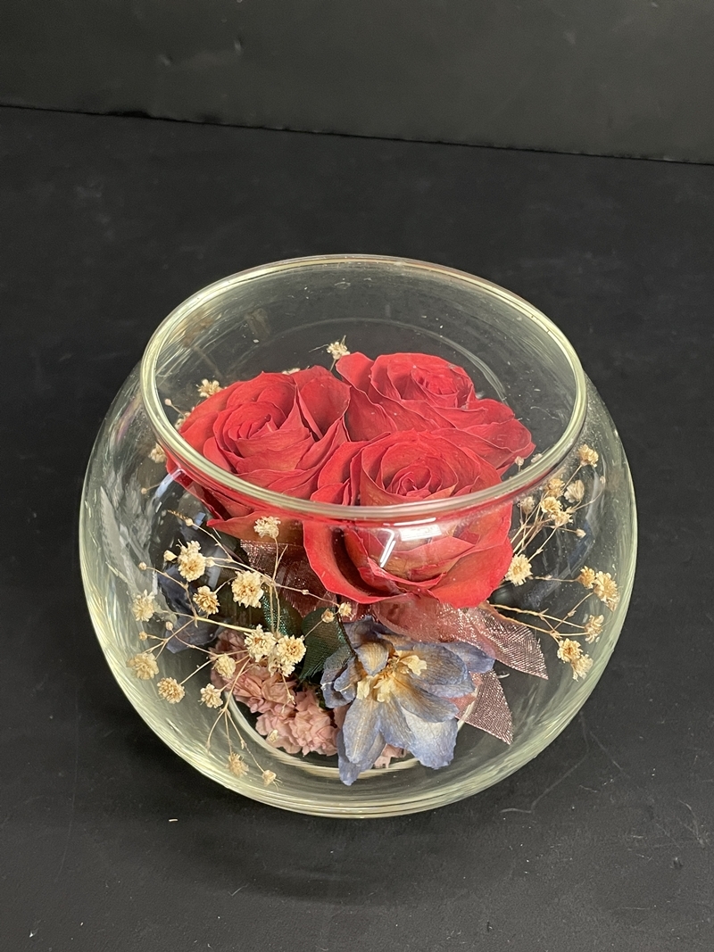 ● コレクター必見 プリザーブドフラワ ガラスケース 花 オブジェ 置物 飾り インテリア 雑貨 コレクション Hk231