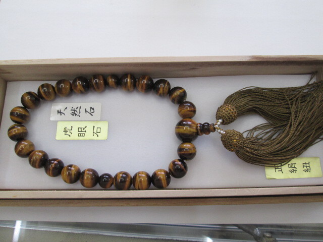 お得！税込価格！天然 虎目石 数珠 17.2mm 1pcs,13.0mm 22pcs ,10.3mm 2pcs 桐箱入り 宅急便送料 110円　　 　