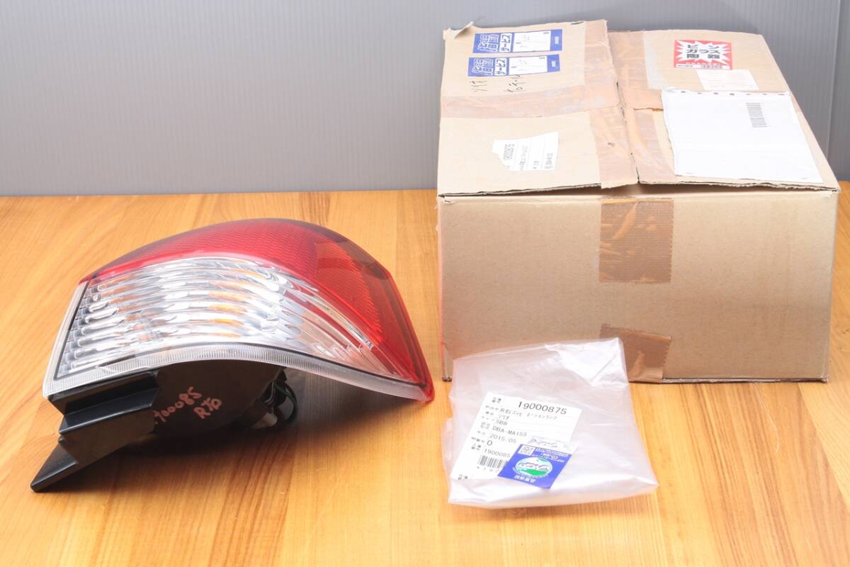 〓中古〓SUZUKI ソリオ 右テールランプ 5BW DBA-MA15S 35603-54M1R #C02