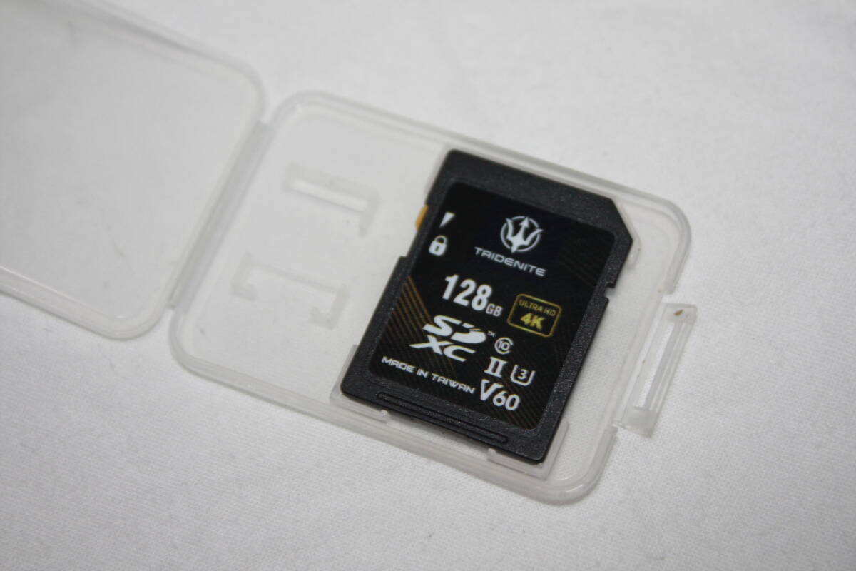 送料無料！　TRIDENITE　SDXCカード（128GB）