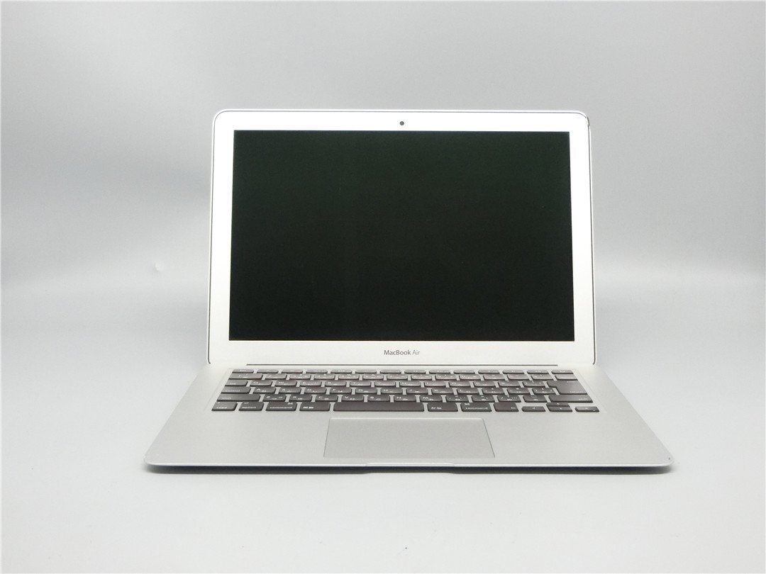 中古　Macbook Air　A1466　本体止めネジ欠品 　通電しません　　詳細不明　ノートPCパソコン　ジャンク品　送料無料