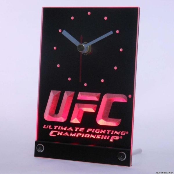 UFC エンブレム LED テーブル クロック 置時計 MMA 総合格闘技 新品 即納