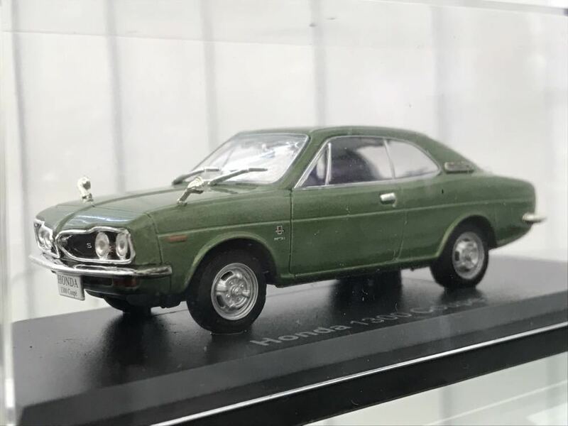 ホンダ 1300 クーペ ミニカー ノレブ 1/43 HONDA