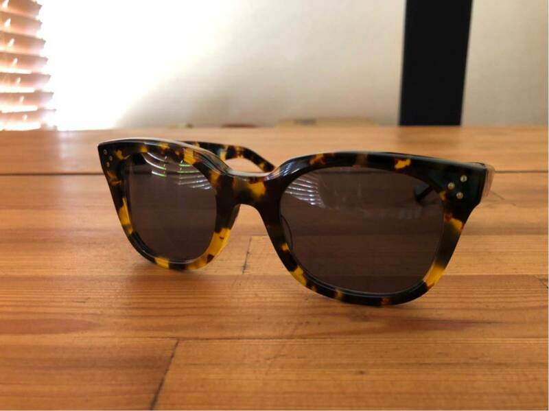 18SS UNUSED sunglasses 1LDK