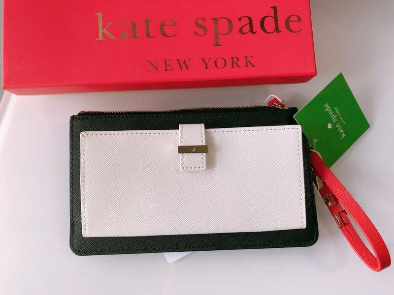 新品　KATE SPADE NEW YORK　ストラップ付財布