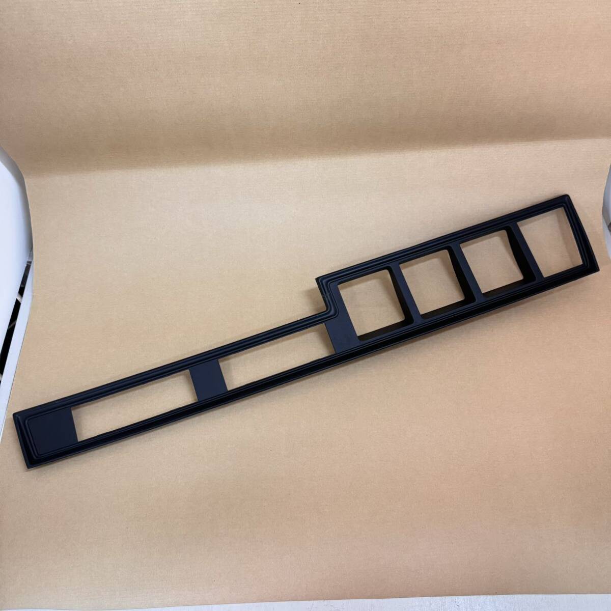 新品 未使用 JEEP ジープ グランドワゴニア用 メーターパネルカバー SHSH0258-22