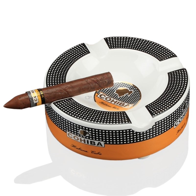 〇送料無料 COHIBA ガジェットポータブルセラミック灰皿 4 葉巻タバコタバコ灰皿ホルダー 4 残り CP シガー灰皿【a1558】