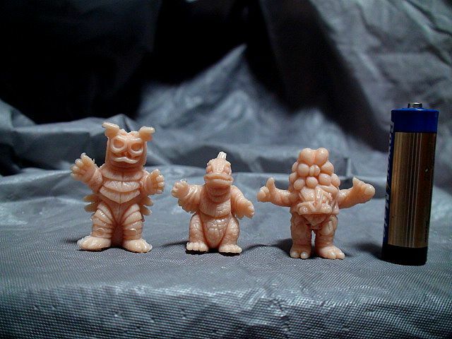 ウルトラマンセブンb55-1消しゴム系 ポピー 怪獣 ブラコ星人 マンのゲスラ キーラ 人形 セット