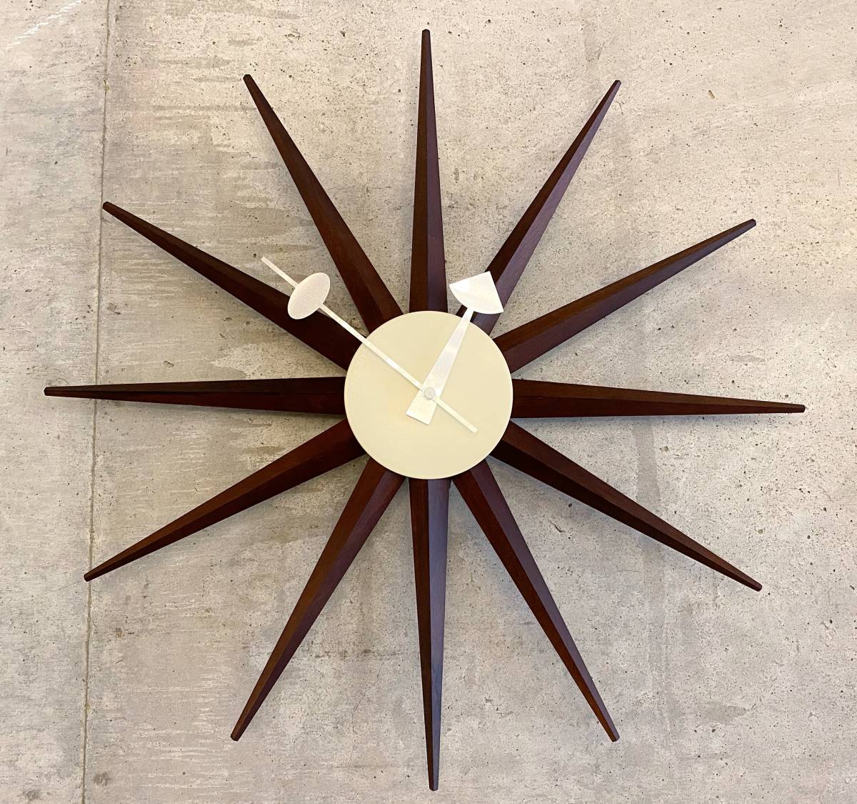 ジョージネルソン サンバーストクロックwalnut(ミッドセンチュリー,ビンテージクロック,midcentury,George Nerson,Sunburst,スターバースト