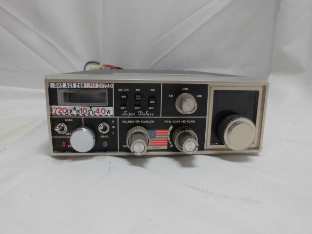 CB無線機　USA製　　SKYACE280 SUPERDX720