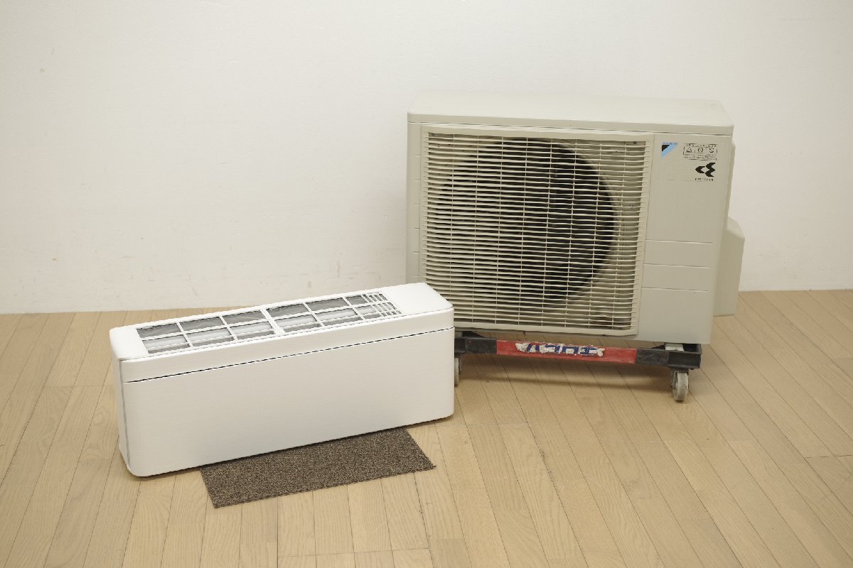 人気モデル ダイキン ルームエアコン risora SXシリーズ 主に18畳用 2019年製 単相200V F56WTSXP-F 清掃済 中古 空調 冷房 暖房 薄型