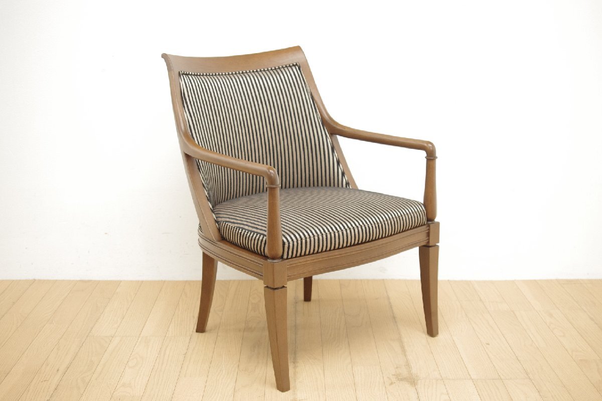美品 インテリアセンター CONDE HOUSE カンディハウス アームチェア 1人掛けソファ ファブリック シングル 椅子 クラシカル 旭川家具 【B】