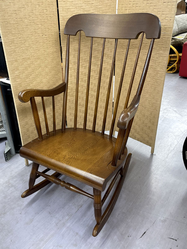 キツツキ 飛騨家具 ロッキングチェア 穂高 ウィンザーチェア 木製 揺り椅子 店頭引き渡し歓迎 札幌市手稲区