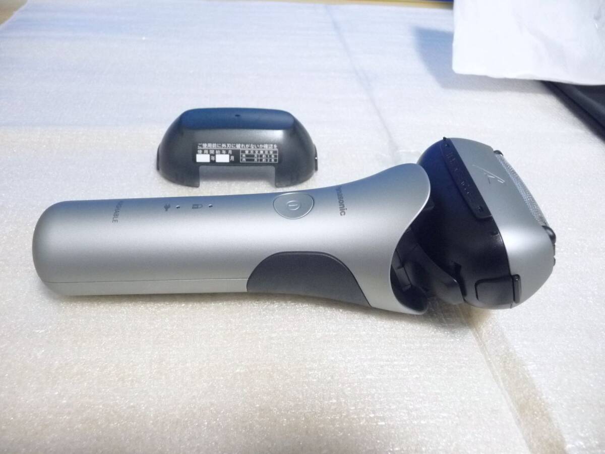 ◆ほぼ新品(展示品) Panasonic パナソニック メンズシェーバー LAMDASH 3枚刃 ES-LT6P-S [ハイグレード シルバー] 1点限り