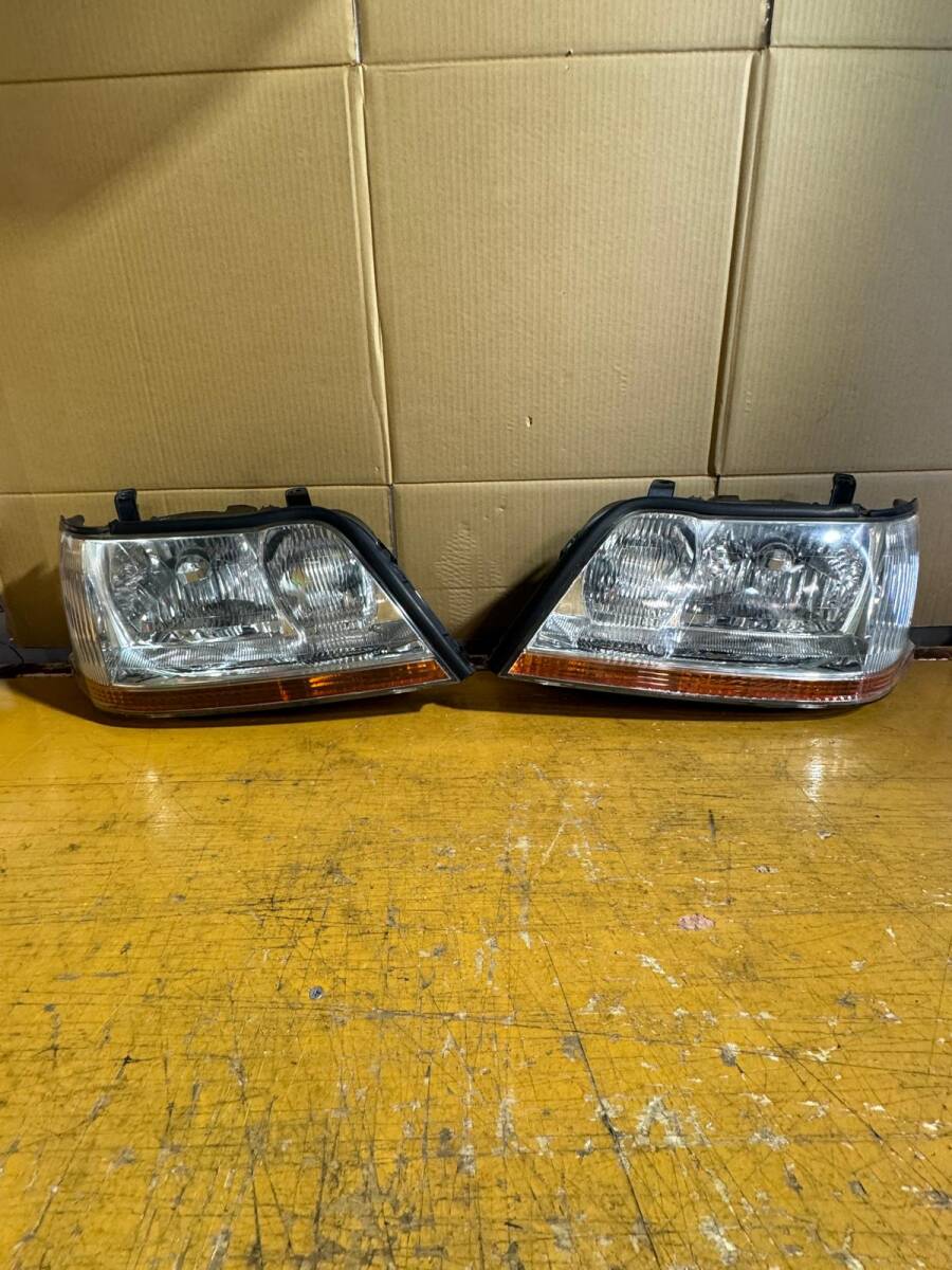 マジェスタ　JZS177　HID　ヘッドライト　左右セット　HD-847　：佐川急便160