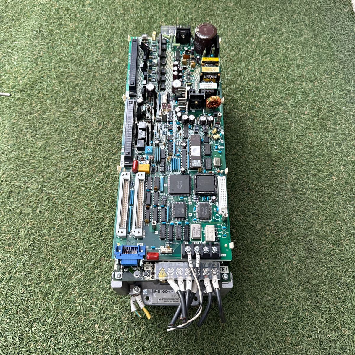 4Y219 三菱電機　MR-S11-200-Z37 サーボドライブ　保証付き　