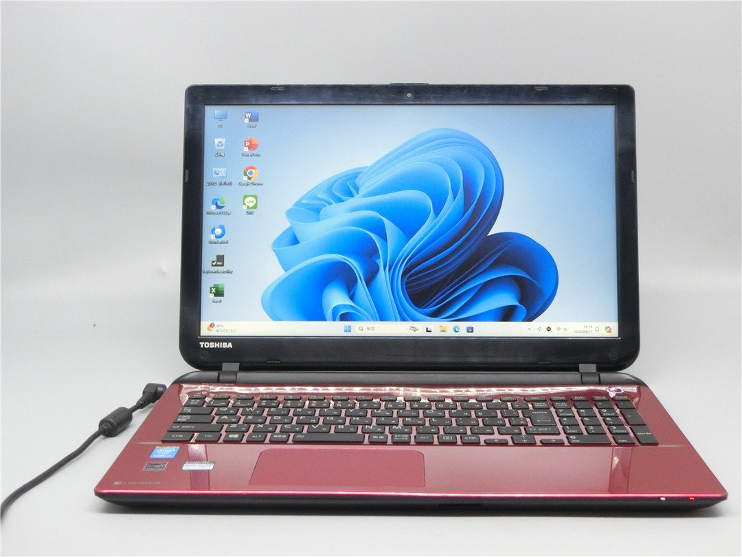 WEBカメラ/中古/15.6型/ノートPC/Win11H/新品SSD256/8GB/Corei3　4025U/TOSHIBA　T55/NR　テンキー 　office搭載 　送料無料