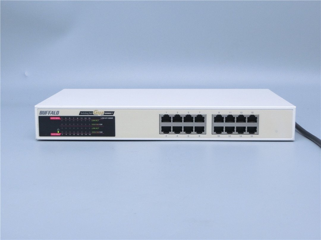 中古品　BUFFALO/バッファロー　スイッチングハブ◇LSW-GT-16NSR◇16ポート　送料無料