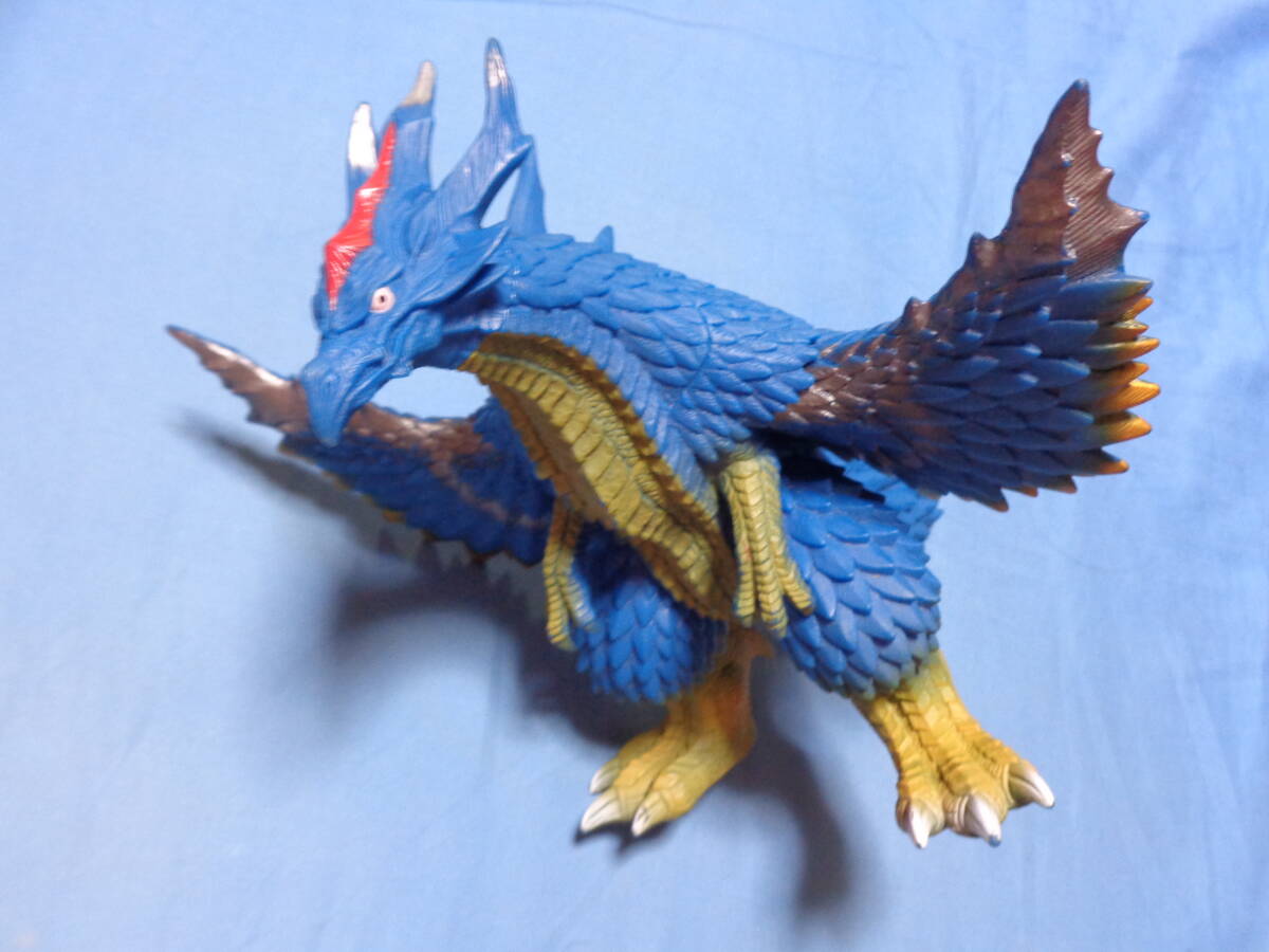 魔王獣 　マガバッサー　　/バンダイ ウルトラマン ウルトラ怪獣シリーズ　DX　ソフビ