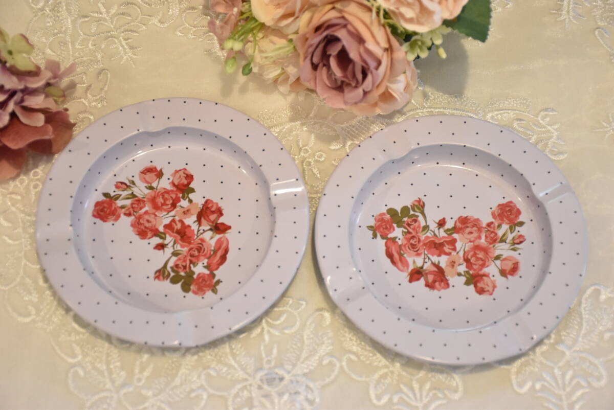 I-ST2*条件付き送料無料も有！灰皿*2枚セット*Φ13.5*小物入れ*トレイ*ローズ*ドット柄*バラ*アクセサリートレー*軽量*便利*小物置き