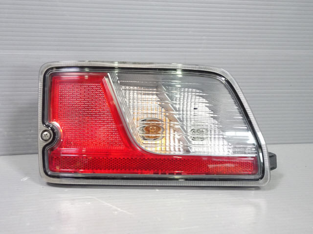 ハイゼット 3BD-S700V 左 テール ランプ ライト レンズ 81561-B5110 KOITO 220-69085 カーゴ 46591km 美品 1kurudepa