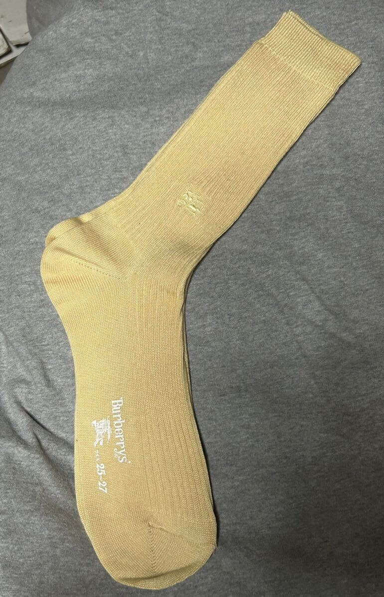 貴重日本製！バーバリーBurberryメンズ用カジュアルソックス