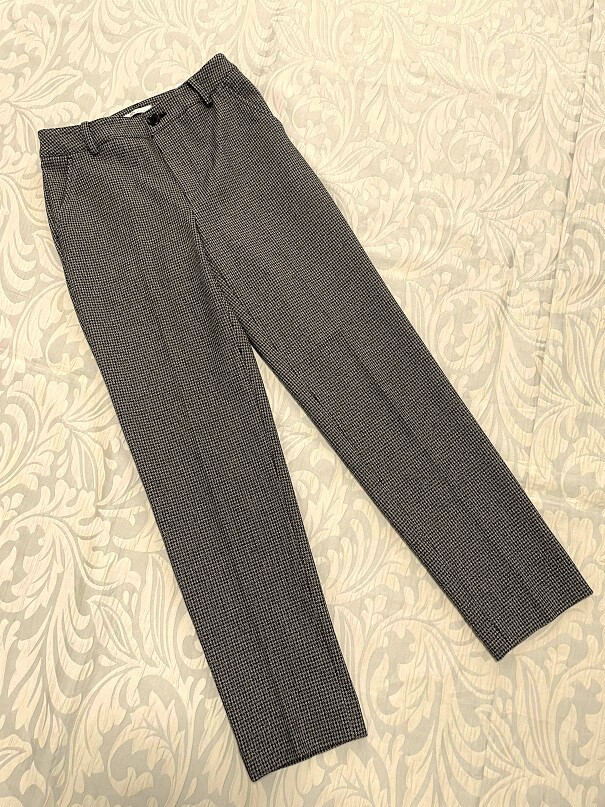 即落●美品【 ビースリー B3 B-Three 】美脚 パンツ ズボン 千鳥格子柄 28 黒 グレー No. 770384