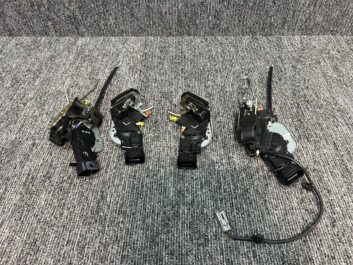 【10996】AE111G◆スプリンターカリブ BZツーリング 純正 ドアロック 1台分