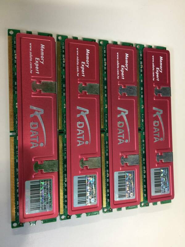 中古品 ADATA DDR2 PC2-667 4GB(1G*4) 現状品