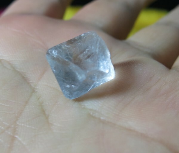 A　蛍石⑤ 貴石　　鉱物 fluorite　フローライト