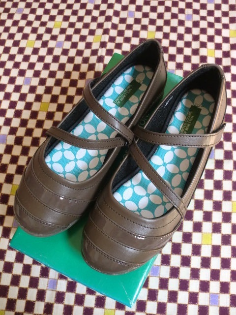◆◇【新品】BENETTON シューズ　23.0◇◆