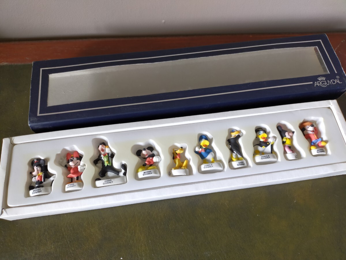 ★フェーブコレクション ディズニー Disney １０個セット ミッキーマウス Mickey ミニーマウス ドナルドダック プルート フランス 箱付き
