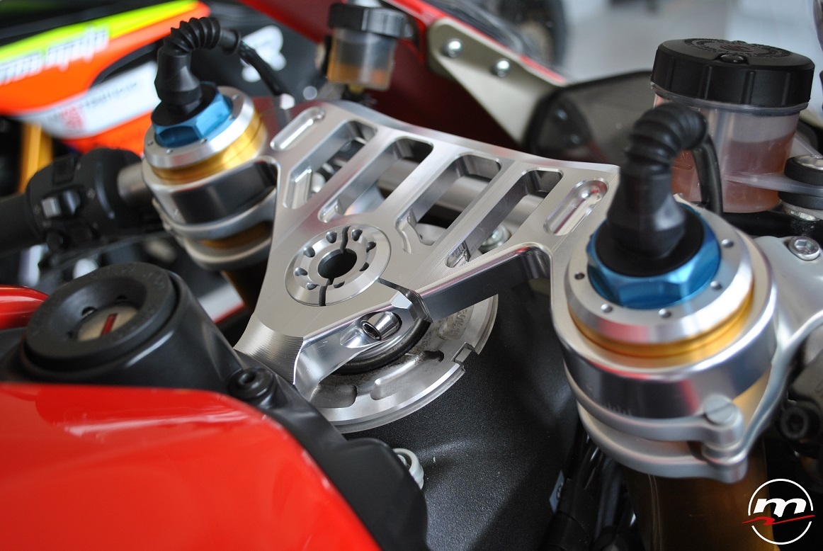 melotti racing パニガーレ 899/959/1199/1299 トップブリッジ/トップクランプ