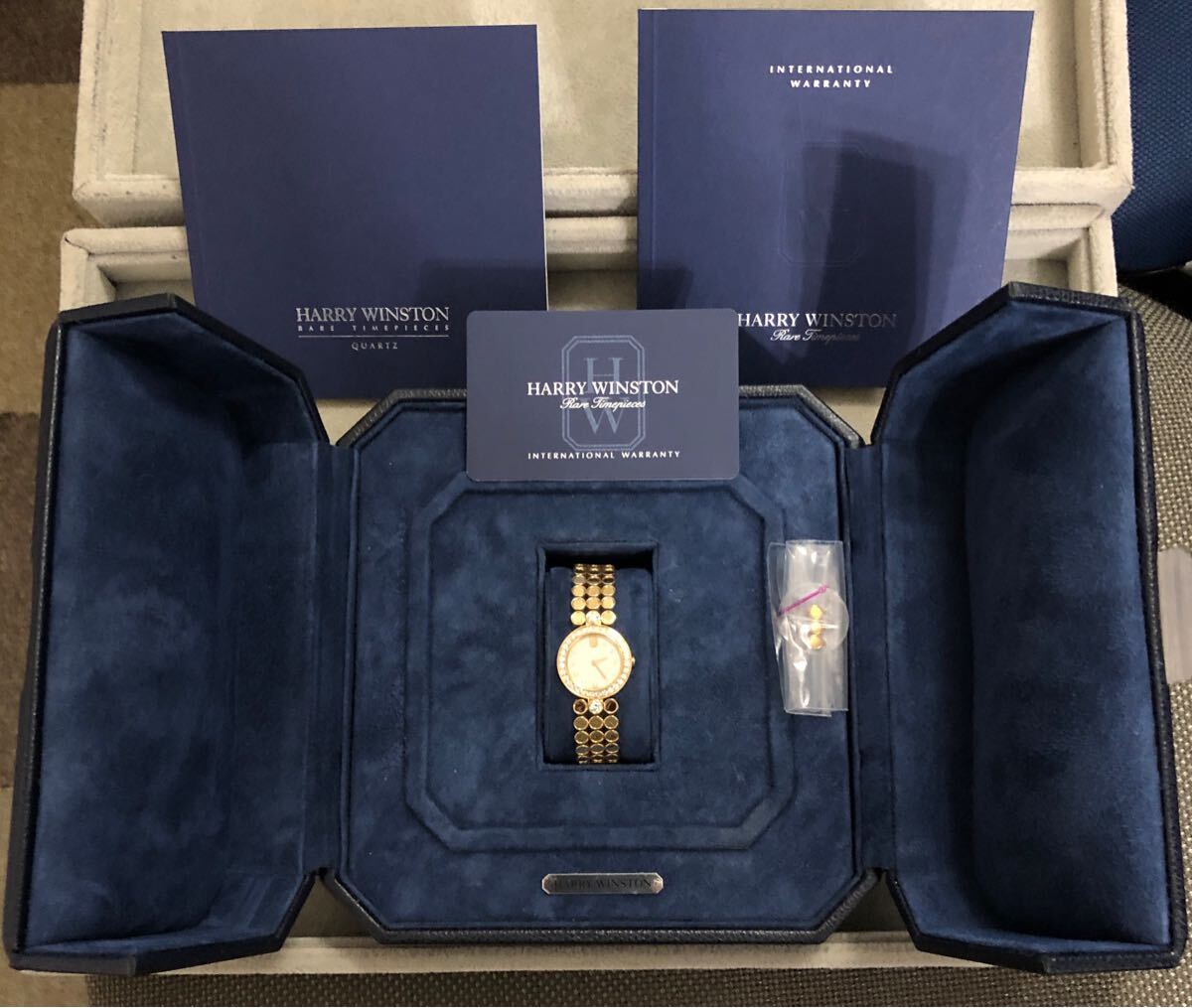 ハリー・ウィンストン HARRY WINSTON 腕時計 稼働品 電池交換済 完品 保証書無記載 60サイズ
