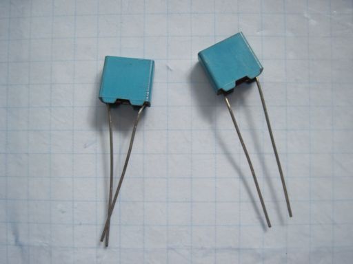 P0012 OKAYA フィルムコンデンサ 1000pF　100V？　詳細、動作未確認　未使用品ですが長期保存品　汚れ、キズ等々有　ジャンク品　2個セット