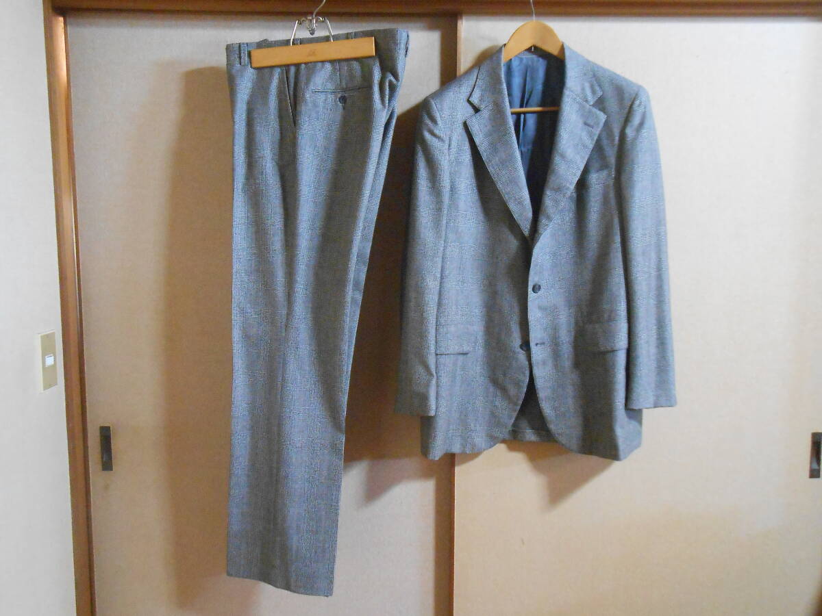 ビスポーク とても美品 ビンテージ （80年代位） 米国テーラー仕立て 上質なウール生地 秋冬用 お洒落なスーツ 少し大き目のＬ/スリムなXL