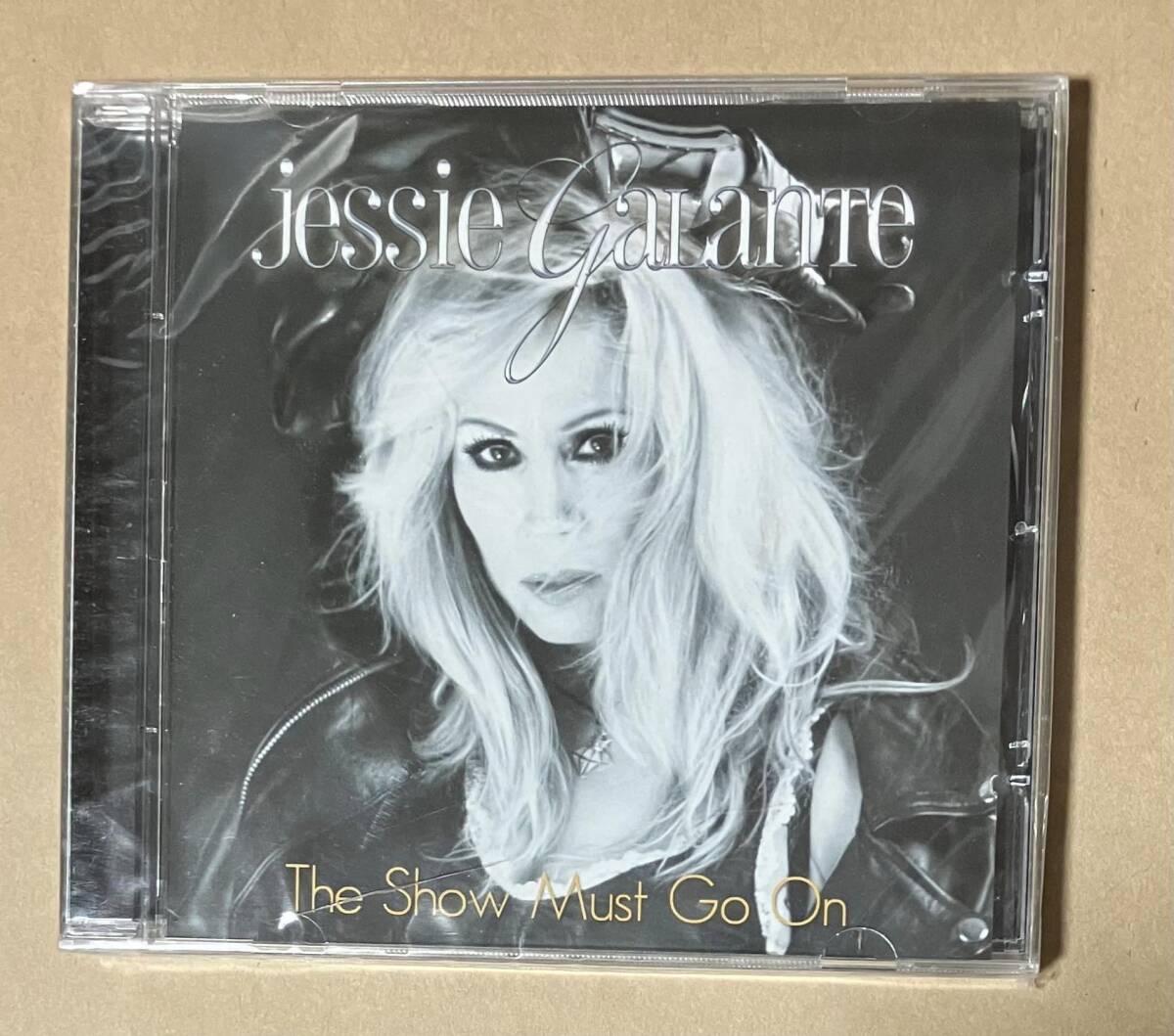 新品未開封　JESSIE GALANTE / THE SHOW MUST GO ON