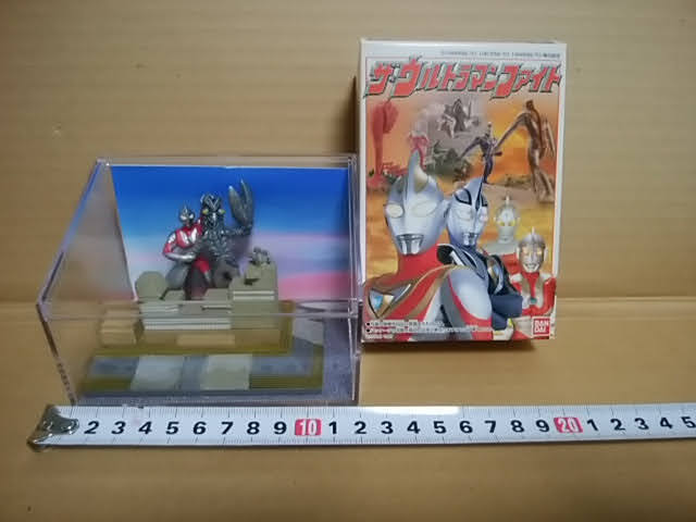 ★ザ・ウルトラマンファイト ウルトラマンVSバルタン星人 リペイント ケース付き